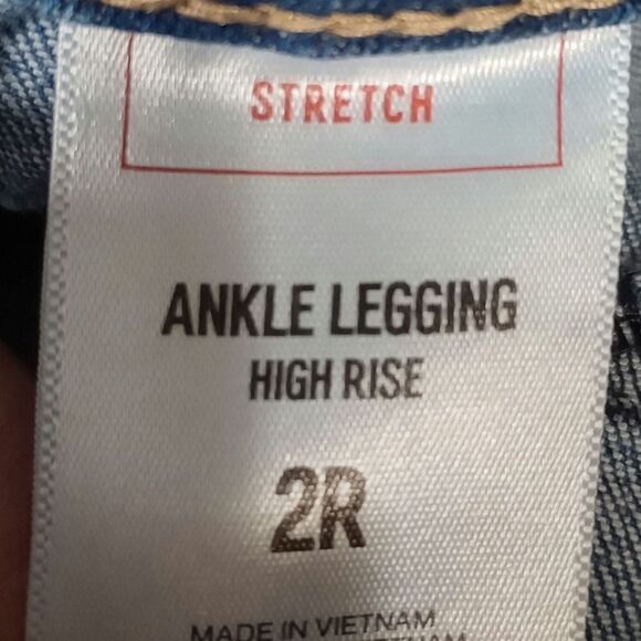 Ladies 2 Embroidered Ripped Distressed Jeans Floral Design Denim - Picture 7 of 8